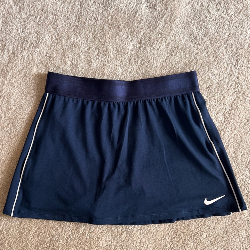 Nike Tennis Court Dri-Fit Skirt small